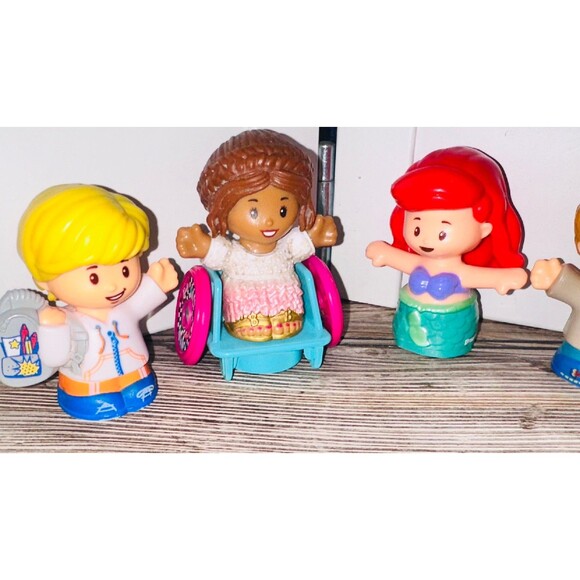 Fisher Price Little People Figure Lot Wheelchair Ariel Multi-Cultural Careers - Picture 5 of 6